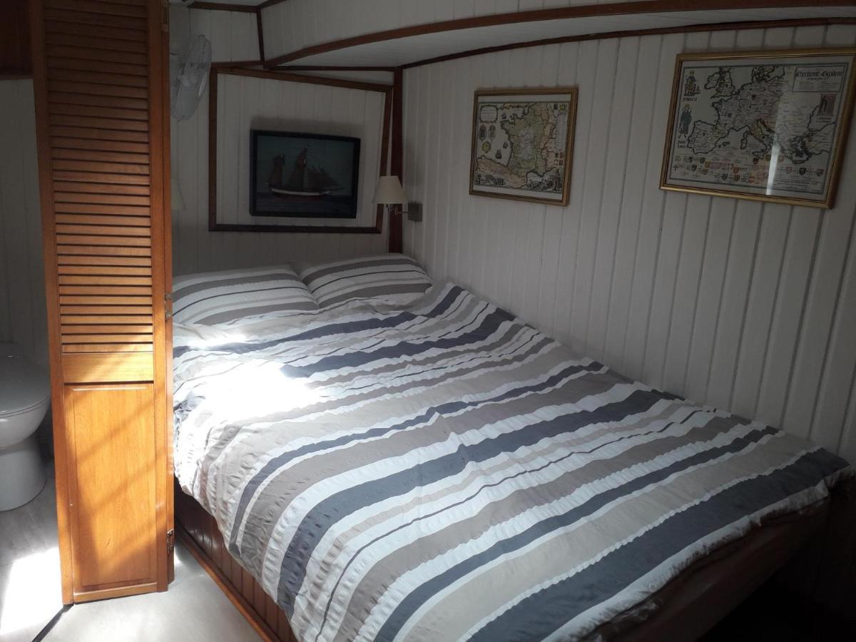 カプタング Peniche Caroline Bed & Breakfast エクステリア 写真